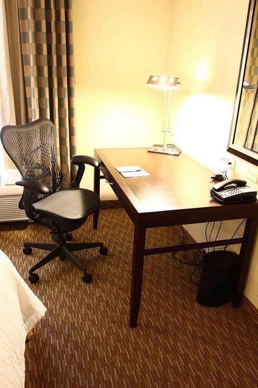Hilton Garden Inn Winston-Salem/Hanes Mall Chambre photo